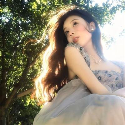 校草是女生